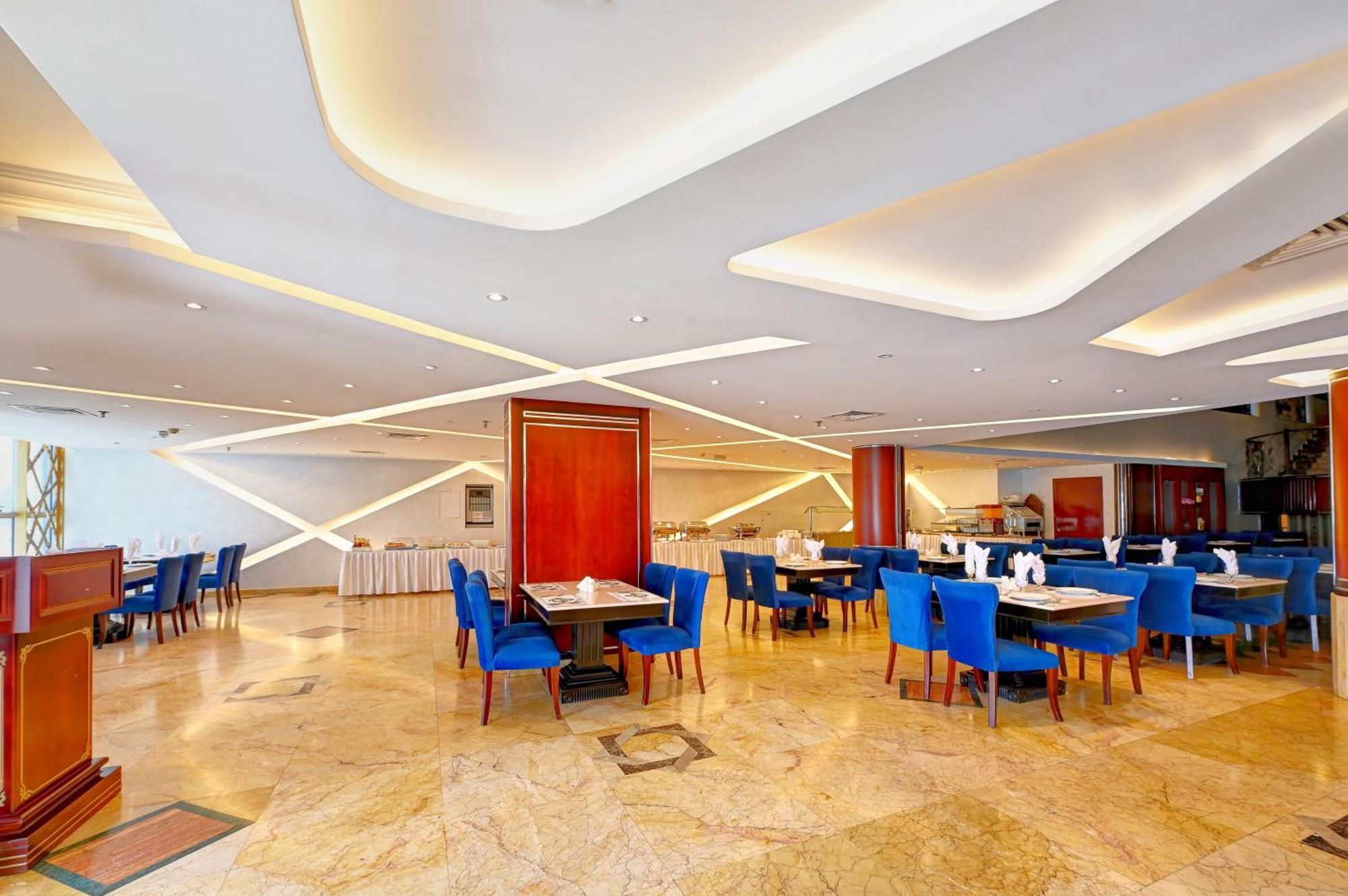 Al Bustan Hotel Sharjah Buitenkant foto