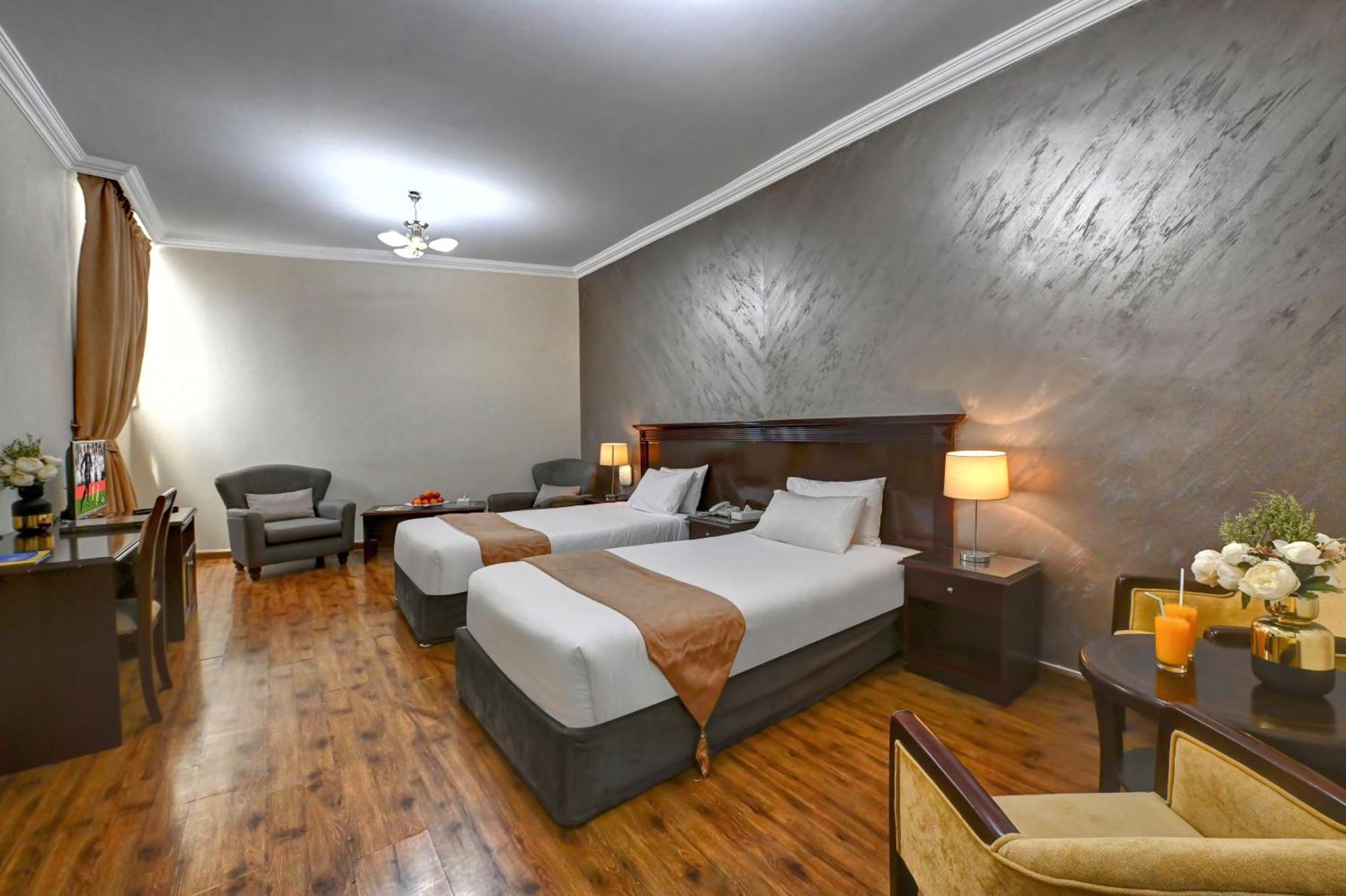 Al Bustan Hotel Sharjah Buitenkant foto